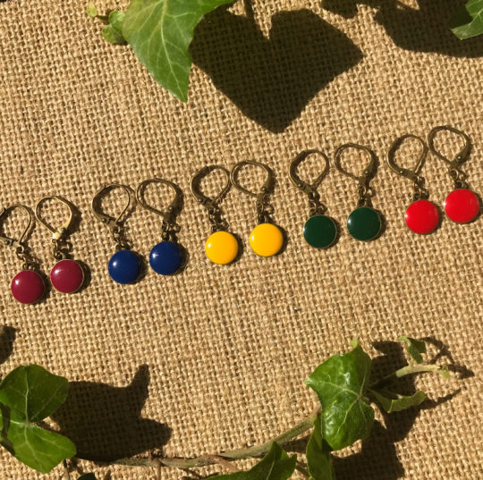 Boucles d'oreilles en émail Péquelettes