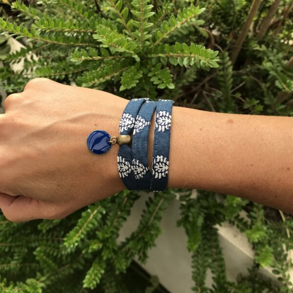 Bracelet tissu bleu liberty