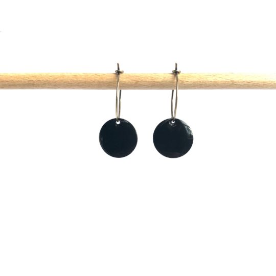 Boucles d'oreilles rondes émail noires