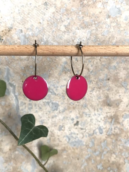 Boucles d'oreilles créoles émail rose