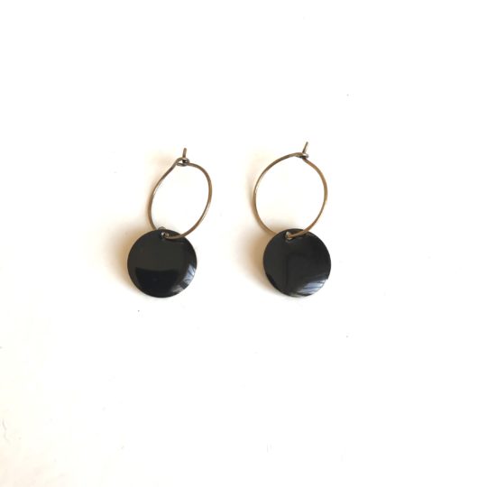 Boucles d'oreilles rondes émail noires