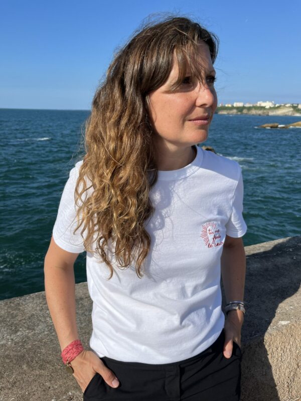 T-shirt blanc brodé Tu me fends le cœur – Image 5